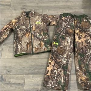Under Armour Youth winter coat and pants